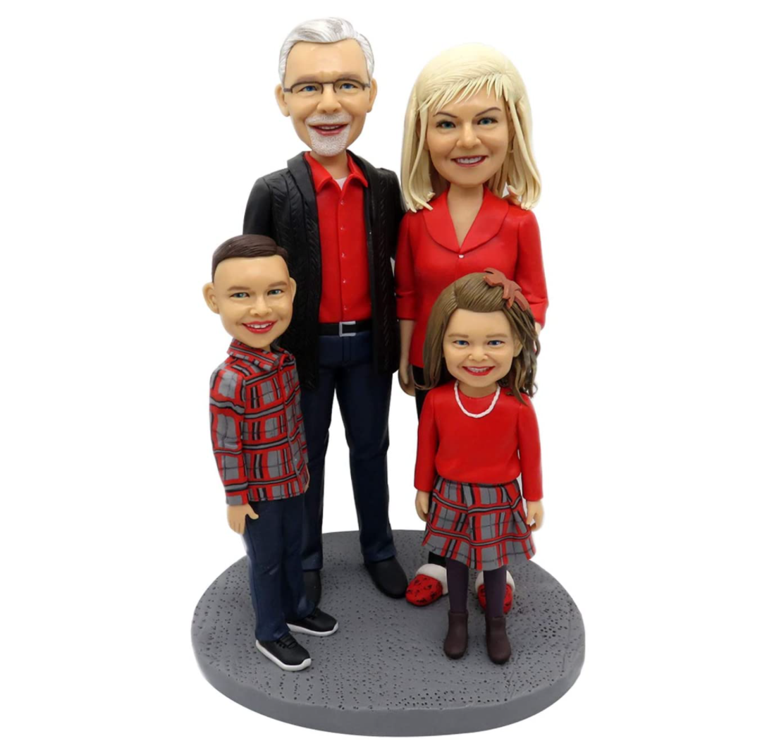 Figura Bobblehead totalmente personalizable - 4 personas